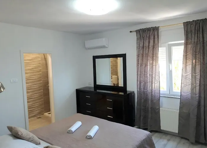 דירה Darijana אופטיה